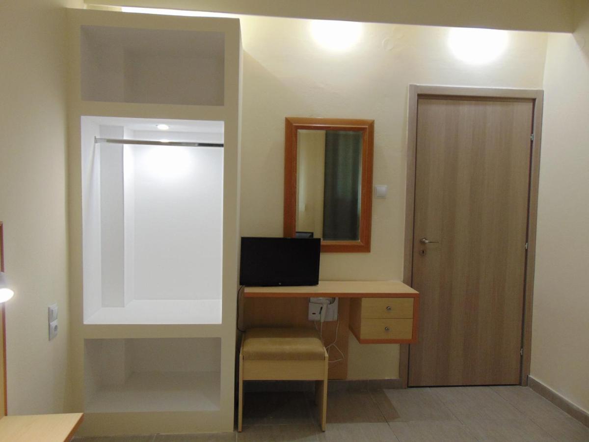Sweetmar Guestrooms-Ground Floor Kos Bagian luar foto