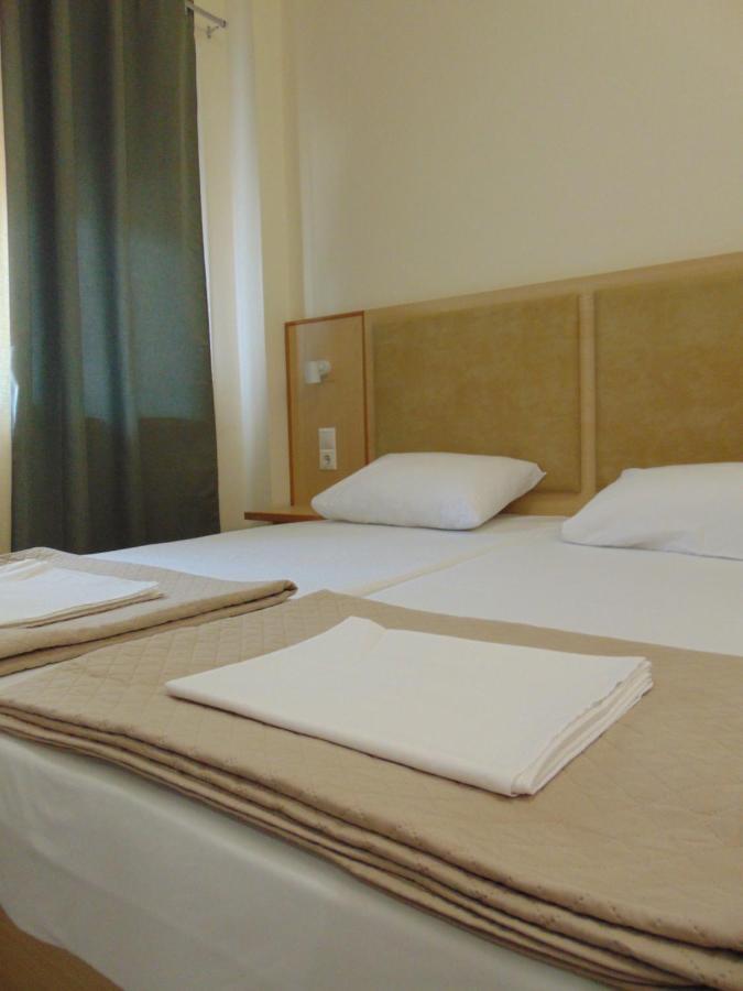Sweetmar Guestrooms-Ground Floor Kos Bagian luar foto