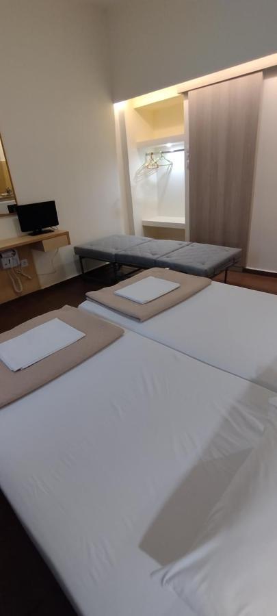 Sweetmar Guestrooms-Ground Floor Kos Bagian luar foto