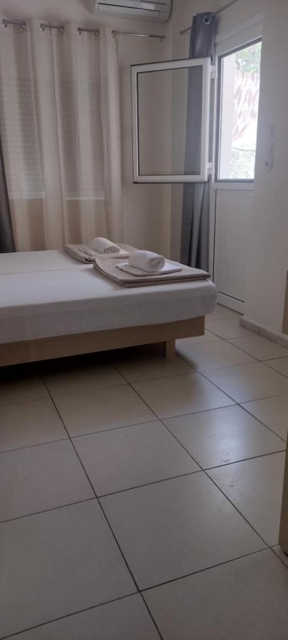 Sweetmar Guestrooms-Ground Floor Kos Bagian luar foto