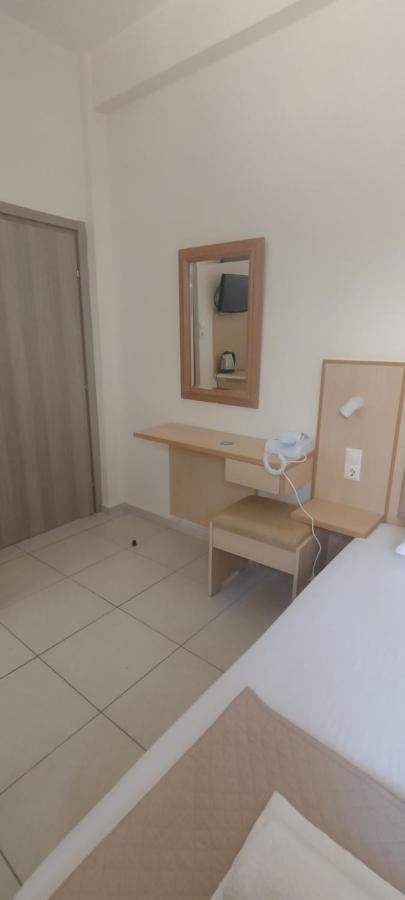 Sweetmar Guestrooms-Ground Floor Kos Bagian luar foto