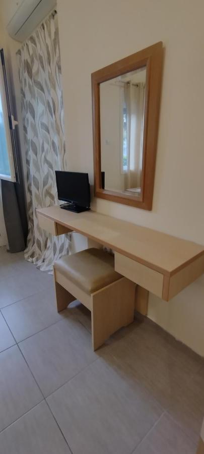 Sweetmar Guestrooms-Ground Floor Kos Bagian luar foto