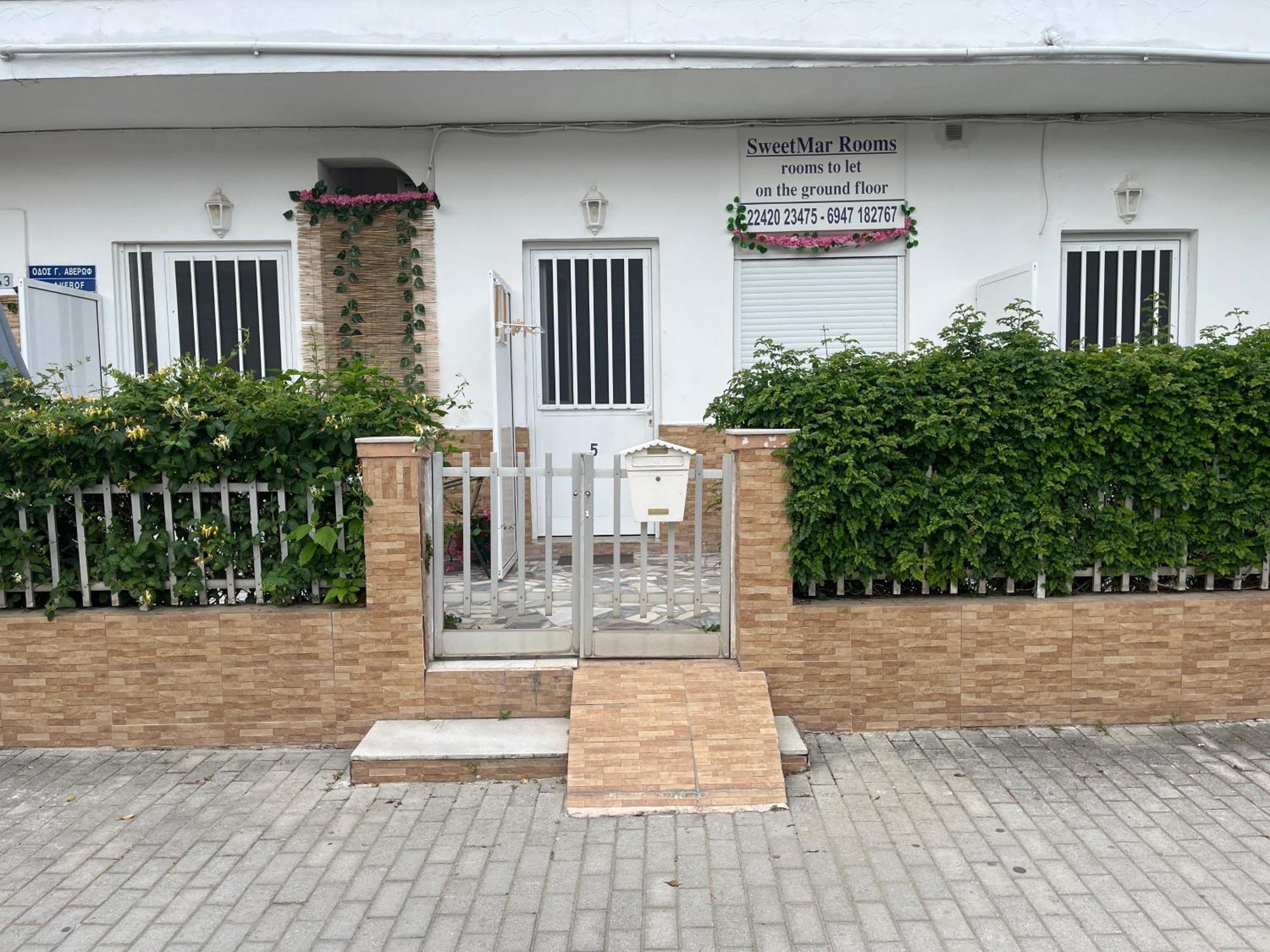 Sweetmar Guestrooms-Ground Floor Kos Bagian luar foto